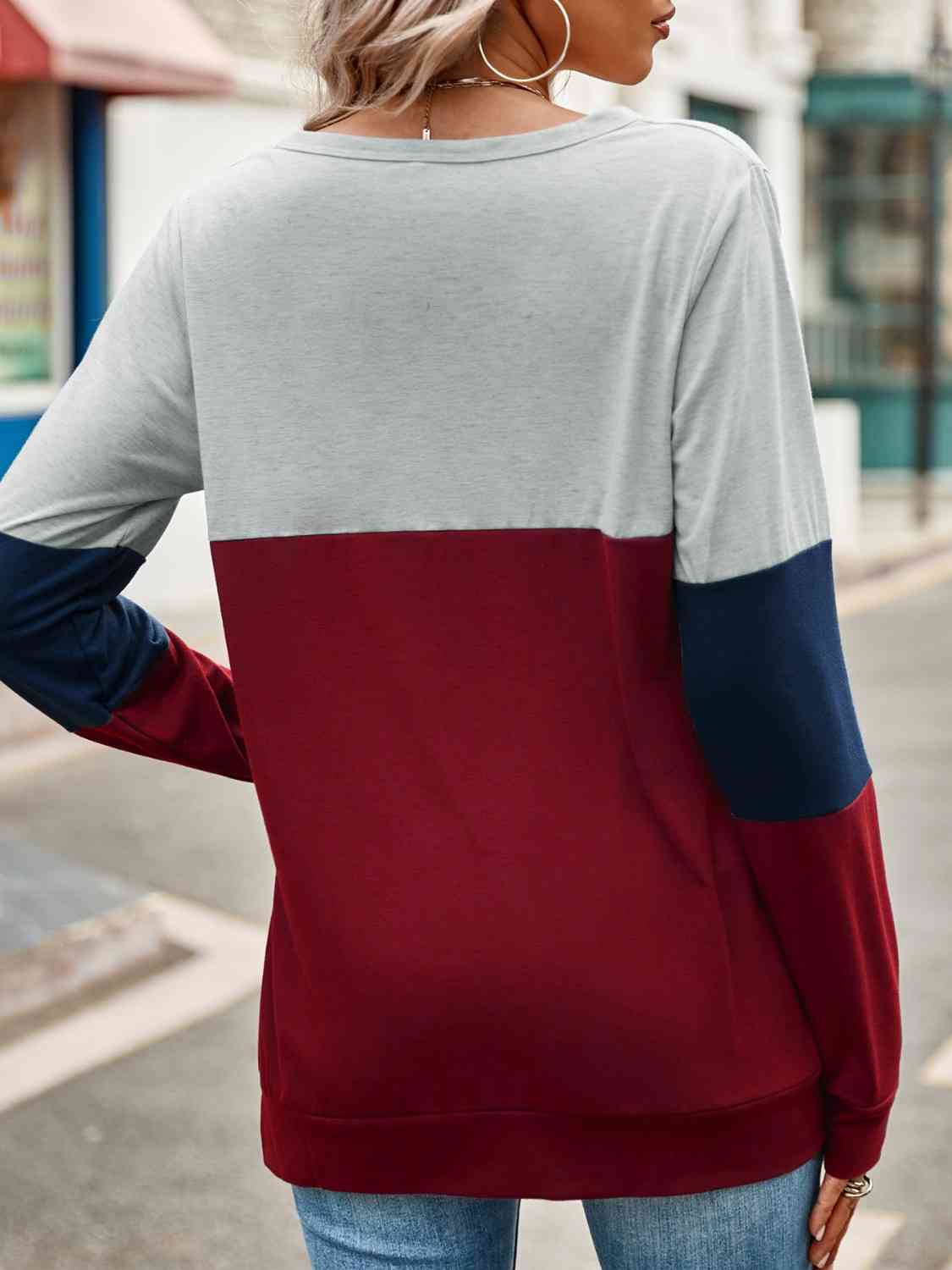 Color Block Cutout Round Neck Long Sleeve T-Shirt